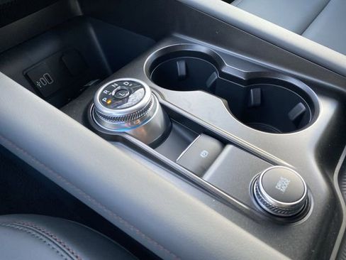 New 2026 Ford Explorer Active image 21