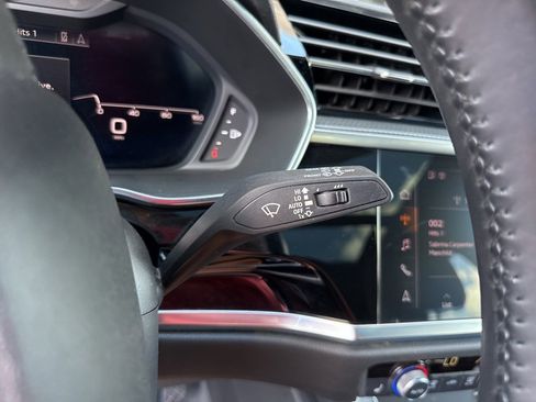 Used 2020 Audi Q3 2.0T Prestige w/ Prestige Package image 34