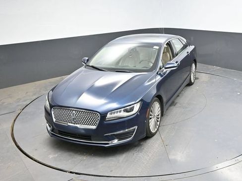 Used 2017 Lincoln MKZ Reserve w/ Climate Package FWD image 27