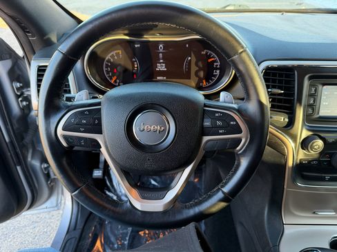 Used 2015 Jeep Grand Cherokee Laredo w/ Quick Order Package 23E image 15