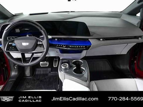 New 2026 Cadillac Optiq Sport 2 image 18