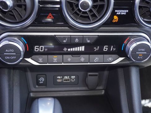 Used 2025 Nissan Sentra SV w/ All-Weather Package FWD image 14