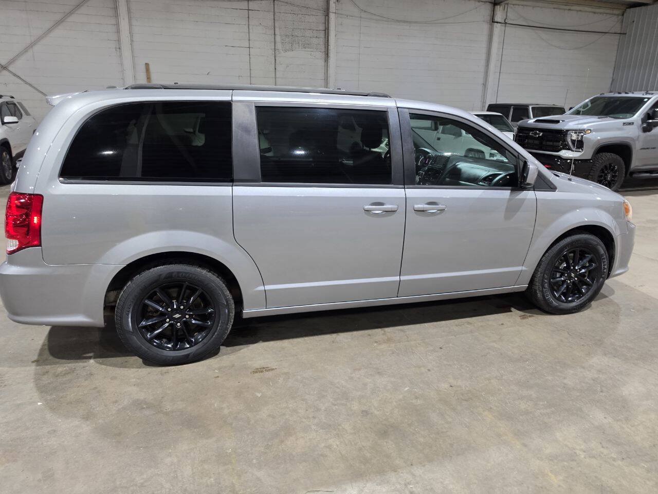 Used 2019 Dodge Grand Caravan GT FWD image 13
