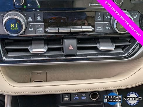 Used 2022 Toyota Highlander XLE image 17