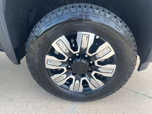 Used 2026 GMC Sierra 2500 Denali w/ Technology Package AWD/4WD image 10