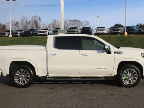 Used 2023 GMC Sierra 1500 Denali w/ Technology Package image 8