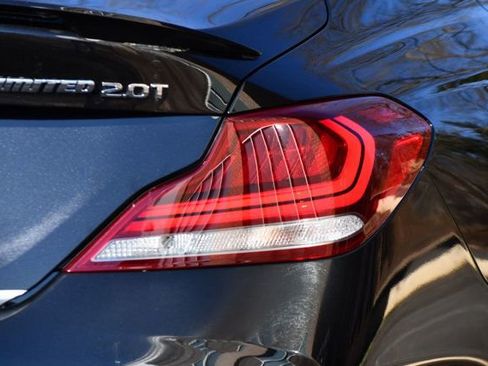 Used 2019 Genesis G70 2.0T Advanced w/ Sport Package image 8