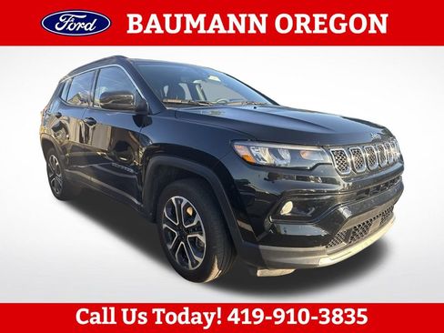 Used 2024 Jeep Compass Limited AWD/4WD image 1
