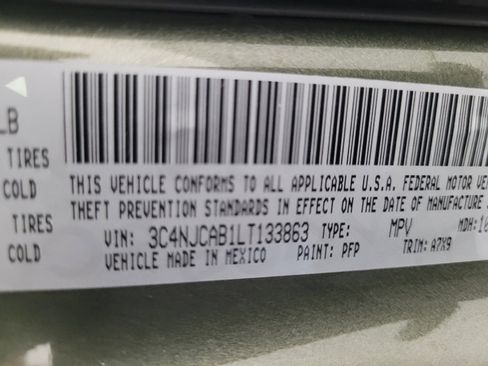 Used 2020 Jeep Compass Sport image 33