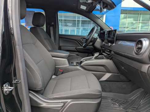 Used 2025 Chevrolet Colorado LT w/ Advanced Trailering Package image 42