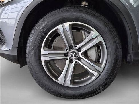 Used 2019 Mercedes-Benz GLC 300 4MATIC image 23