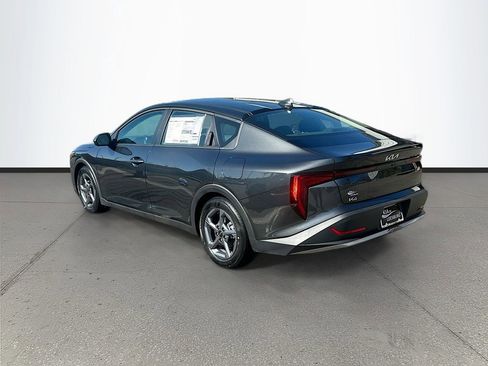New 2025 Kia K4 LXS image 5