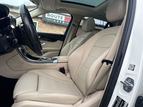 Used 2019 Mercedes-Benz GLC 300 4MATIC image 20