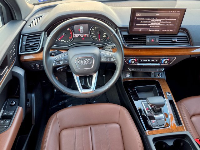 Used 2023 Audi Q5 2.0T Premium w/ Convenience Package AWD/4WD image 14