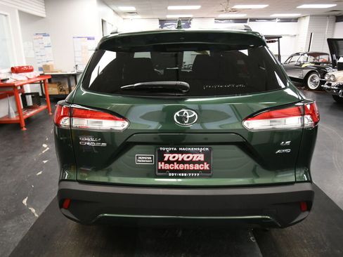Used 2023 Toyota Corolla Cross LE image 7