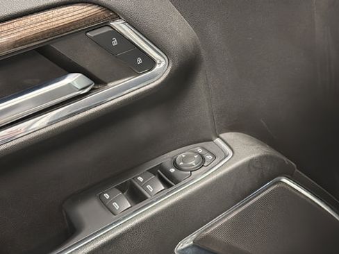 Used 2023 Chevrolet Silverado 1500 LT AWD/4WD image 21