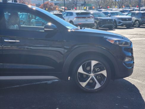 Used 2017 Hyundai Tucson Limited w/ Limited Ultimate Package 03 image 7