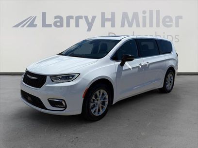 Certified 2026 Chrysler Pacifica Limited
