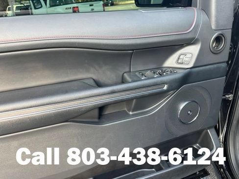 Used 2023 Ford Expedition Limited AWD/4WD image 5