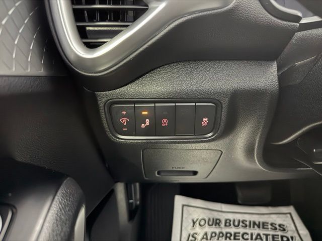 Used 2020 Kia Soul X-Line FWD image 16