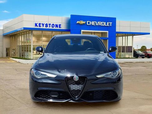 Used 2023 Alfa Romeo Giulia Sprint RWD image 2