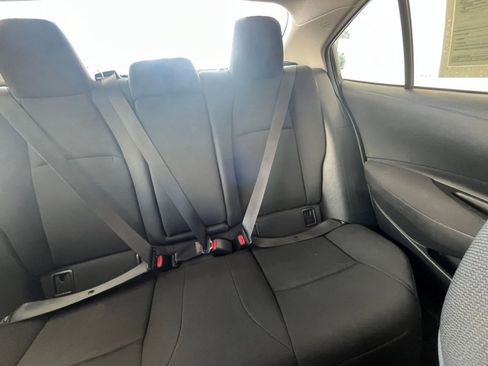 Used 2025 Toyota Corolla LE FWD image 37
