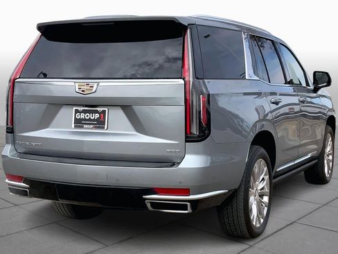 Used 2024 Cadillac Escalade Premium Luxury w/ Performance Package image 12