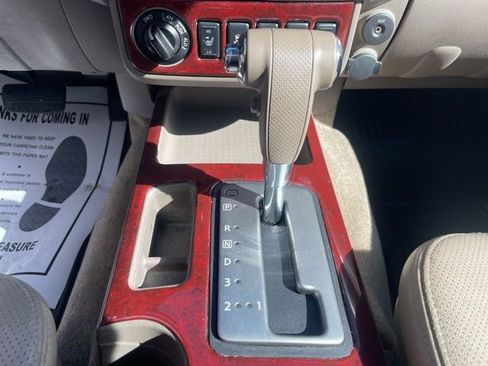 Used 2012 Nissan Frontier SL w/ Moonroof Pkg AWD/4WD image 36