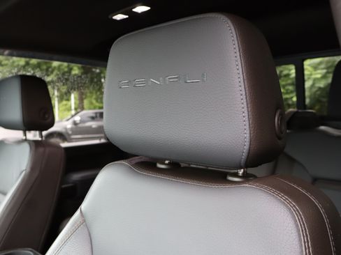 Used 2022 GMC Sierra 2500 Denali AWD/4WD image 41