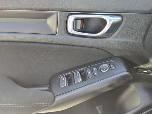 Certified 2025 Honda Civic LX image 25