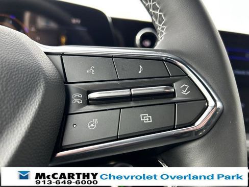 New 2026 Chevrolet Traverse LT image 11