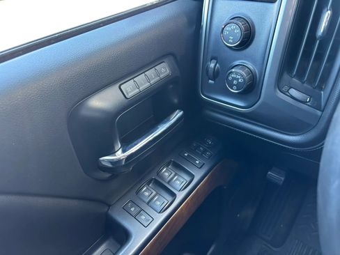Used 2014 Chevrolet Silverado 1500 LTZ AWD/4WD image 15
