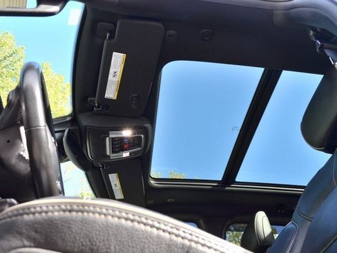 Used 2022 RAM 1500 Limited w/ Body Color Bumper Group image 35