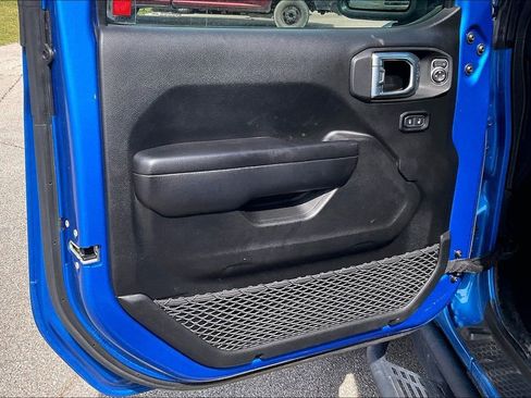 Used 2021 Jeep Wrangler Unlimited Rubicon AWD/4WD image 21