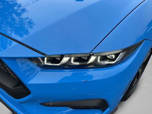 Used 2022 Ford Mustang GT Premium w/ Equipment Group 401A RWD image 36