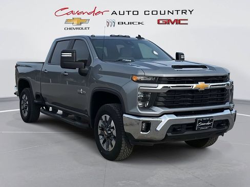Used 2024 Chevrolet Silverado 3500 LT w/ Texas Edition RWD image 3
