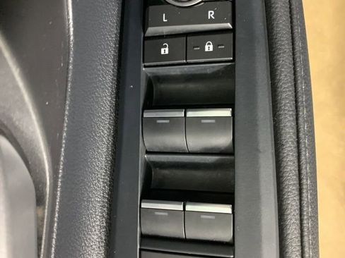 Used 2024 Toyota Grand Highlander AWD Hybrid image 19
