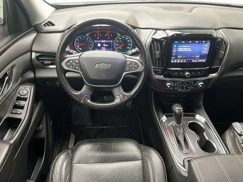 Used 2020 Chevrolet Traverse RS w/ LPO, Floor Liner Package image 14