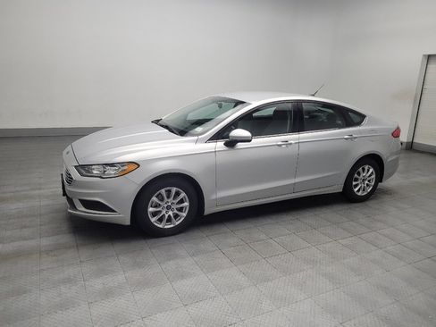 Used 2017 Ford Fusion S image 2
