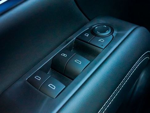 Used 2025 GMC Terrain Elevation image 24