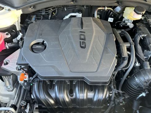 Certified 2026 Kia Sorento LX FWD image 12