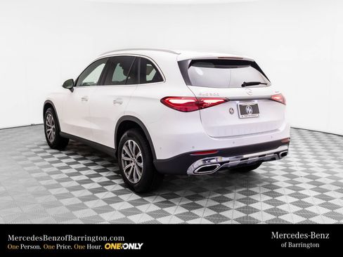 New 2026 Mercedes-Benz GLC 300 4MATIC image 3
