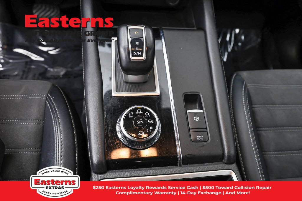 Used 2024 Mitsubishi Outlander SE AWD/4WD image 14