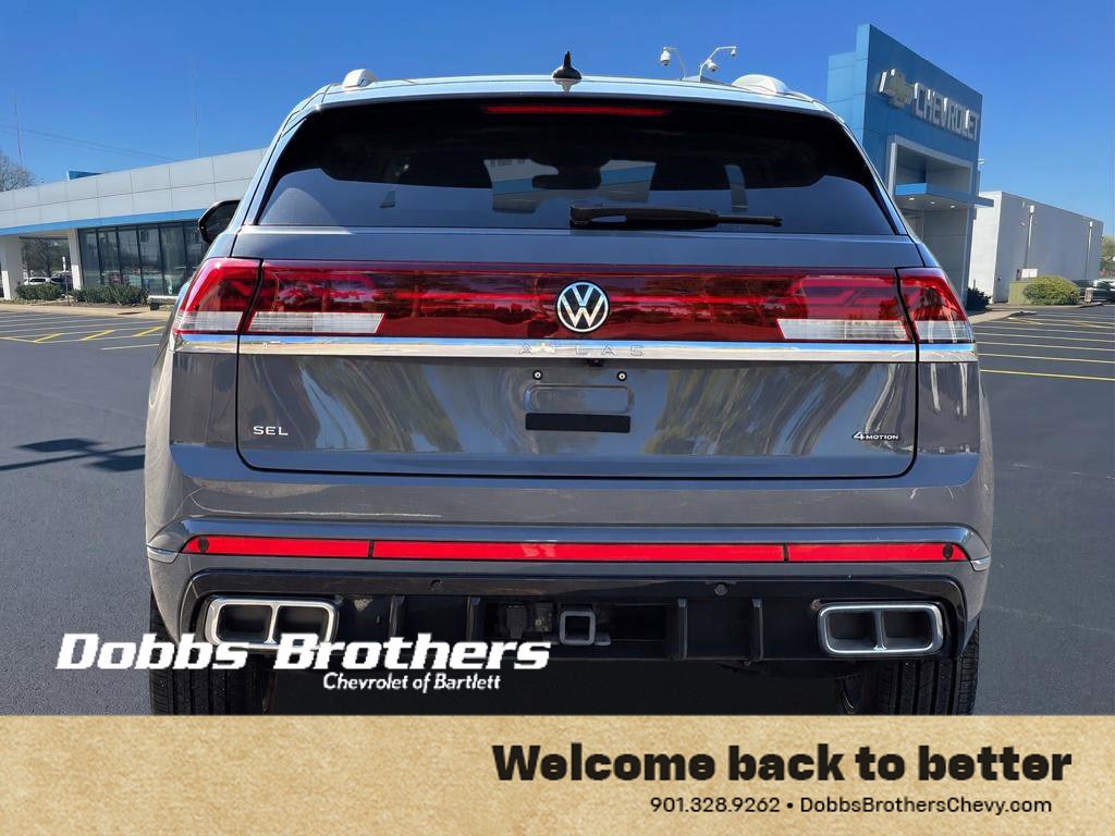Used 2024 Volkswagen Atlas Cross Sport SEL Premium R-Line AWD/4WD image 13