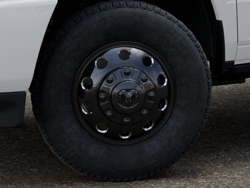 New 2026 RAM 3500 Laramie AWD/4WD image 13