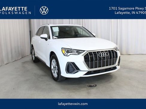 Used 2024 Audi Q3 2.0T Premium w/ Convenience Package AWD/4WD image 1
