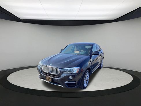 Used 2018 BMW X4 xDrive28i AWD/4WD image 4
