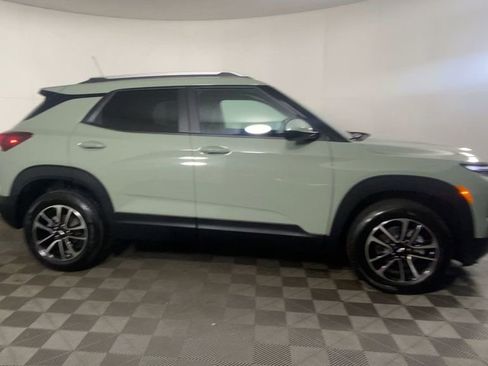New 2026 Chevrolet TrailBlazer LT w/ Convenience Package image 2