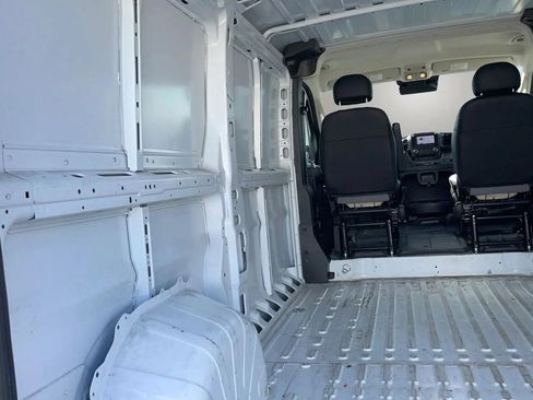 Used 2025 RAM ProMaster 2500 w/ Convenience Group FWD image 35