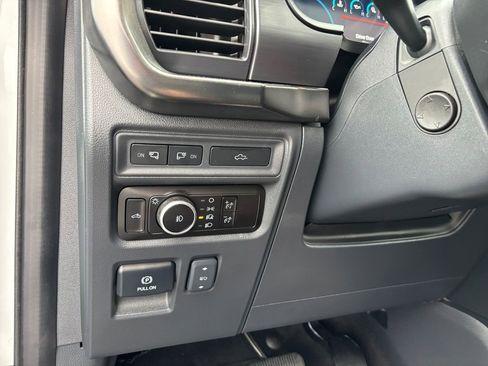 Used 2023 Ford F150 Lariat w/ Equipment Group 502A High AWD/4WD image 19